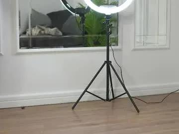 Freechat alexxiskye on Chaturbate