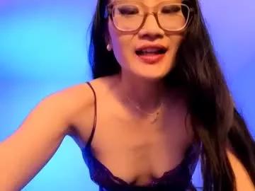 Freechat aliciaz3 on Chaturbate