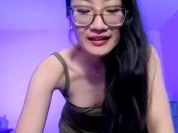Freechat aliciaz3 on Chaturbate
