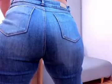 alishapalmer — GOAL: Spanks and Claps [200 tokens remaining] Would you like to see my ass bouncing hard?  Offer Clap Clap x 100 tks #curvy #bigass #oilshow #anal #pawg
