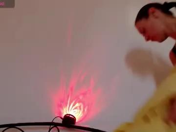 Freechat alycediamond21 on Chaturbate