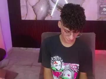 andreh_hot — Goald: Full naked + cum in my mounth, #18 #skinny #bigcock #gay #teen [990 tokens remaining]