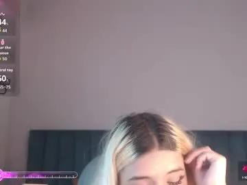 Freechat april__bunny on Chaturbate