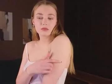 aprildray — Hi, I'm April, #18 yo, I'm #new and so #shy to be here GOAL: Wish me luck  #cute #teen [12 tokens remaining]