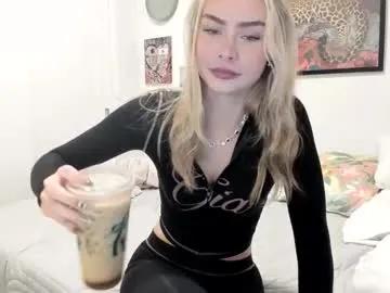 ariah_is_blonde on Chaturbate 