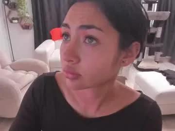 Freechat artemis_020 on Chaturbate