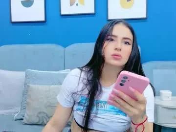 Freechat ashleyevans21 on Chaturbate
