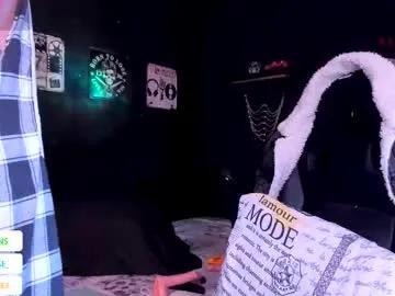 Freechat axel_rouse1 on Chaturbate