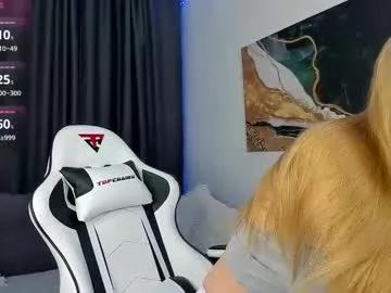 bella_xx_ — hi! I  am Bella, new girl !  GOAL:  pull shorts lower and tease with panties ^^  PVT OPEN  #teen #bigboobs #new #tease #lovense  favorite patterns  25/ 100/160/200 ^^ [33 tokens remaining]