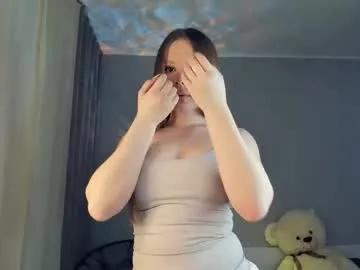 bellidream — Goal: Tease u with my sweet boobs Hi guys, I'm Bella  #new  #shy  #bigboobs #18 #teen [44 tokens remaining]