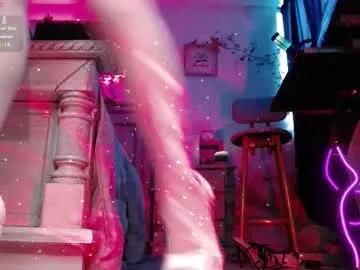 Chaturbate big_lava is Freechat big_lava — Hi Guys - Multi-Goal : instant Squirt #squirt #feet #anal #pantyhose #smalltits