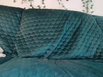 Freechat bigdicktrannynicole on Chaturbate