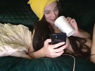 Freechat bigdicktrannynicole on Chaturbate
