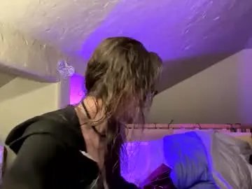 Freechat bigkitties69 on Chaturbate