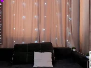 Freechat blushinbloom on Chaturbate