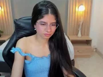 Private carlina_15 on Chaturbate