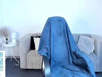 Freechat carolinerichter on Chaturbate