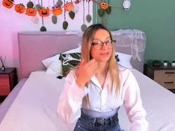 Freechat cindymori on Chaturbate