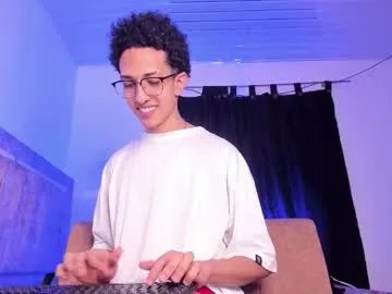 cj_davis1 — Big cum #cum #skinny #bigcock #bbc #latino [500 tokens remaining]