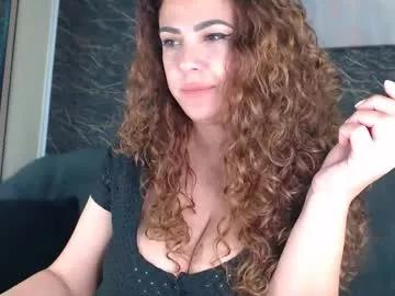 Freechat curlygirl35 on Chaturbate