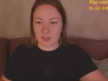 Freechat cute_darina on Chaturbate