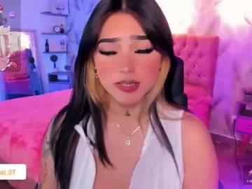 Freechat cute_sarita18 on Chaturbate