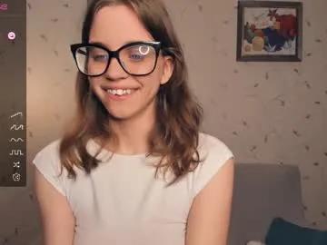 Freechat cutefluffy on Chaturbate