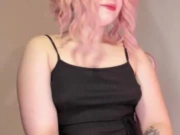 Freechat cutiesue on Chaturbate