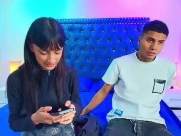 Private damian_and_roxanne on Chaturbate