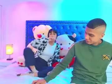 Private damian_and_roxanne on Chaturbate