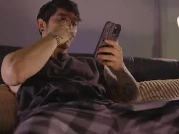 Freechat damianow on Chaturbate