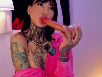 Freechat dani_valen on Chaturbate