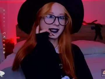 dark_lola_ on Chaturbate