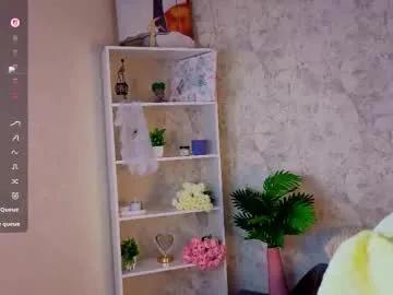 Private ebonyleibenstein on Chaturbate