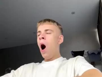 Freechat echowraith on Chaturbate