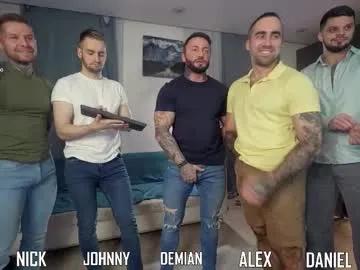 Freechat enjohnny on Chaturbate