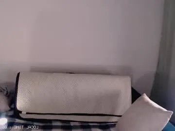 Freechat flor3citarockera on Chaturbate