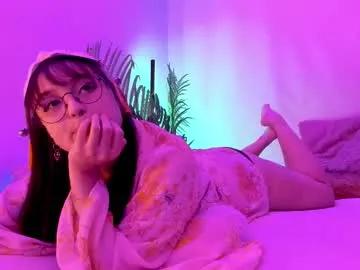 Freechat gloomydoll on Chaturbate