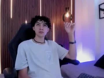 Private helios_obscuro on Chaturbate