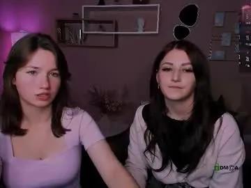 helli_belli on Chaturbate 