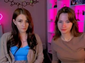 helli_belli on Chaturbate 