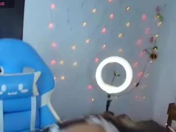 Freechat hinata_21_ on Chaturbate