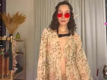 Freechat hotlaracroft on Chaturbate