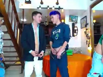 Freechat howents on Chaturbate