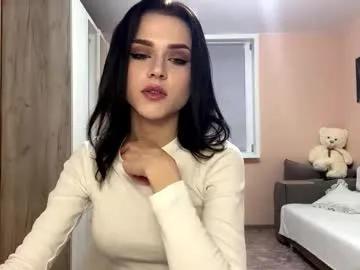 jettaboan — Goal:  Stand up and show my body  !!! I have a new toy! Uhmm Hello guys :) #new #shy #young #skinny #18 [43 tokens remaining]