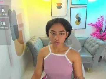 Freechat julie_coper on Chaturbate