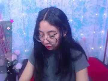 Freechat kalilowe_ on Chaturbate