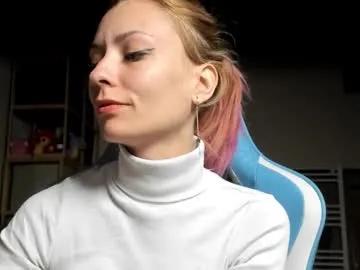 Freechat karoline121 on Chaturbate