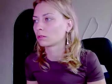 Freechat karoline121 on Chaturbate