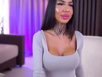 Freechat kiara_moreno on Chaturbate